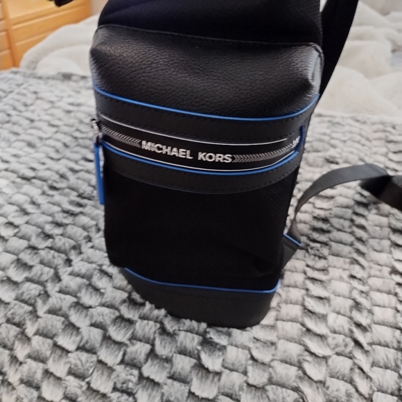 Brand New Michael Kors Backpack NWOT - Picture 3 of 6